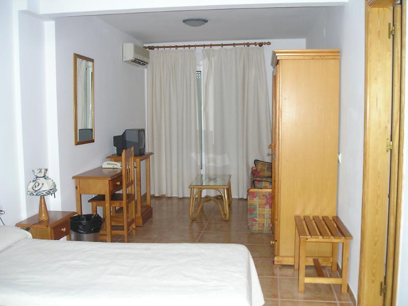 Hotel Al-Andalus Nerja Zewnętrze zdjęcie